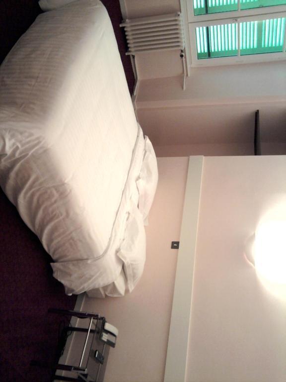 Le Central By Santat ! Bellac Zimmer foto